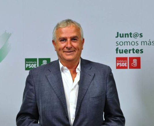 Casimiro Gavira sale en defensa del Ayuntamiento de El Viso sobre la financiación del CARE