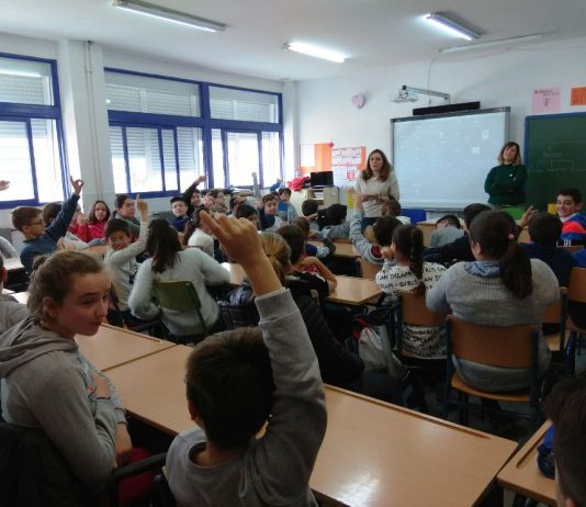El Ayuntamiento de El Viso lleva el 8 de marzo a los centros educativos