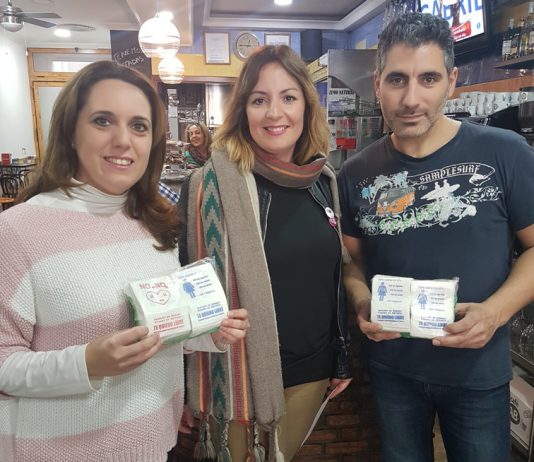 Servilletas por la igualdad en veinte establecimientos de El Viso por Semana Santa