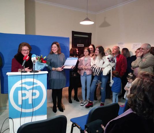 Visueñas homenajeadas por el PP y PSOE en el 8 de marzo