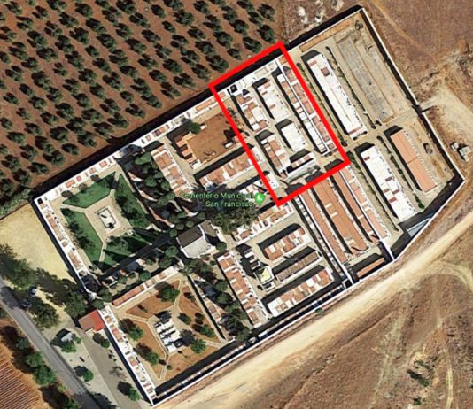 Se descubre que una parcela del cementerio municipal pertenece a la hermandad de Jesús Nazareno
