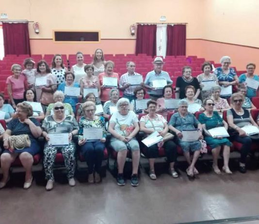 Se clausura el taller de artesanía de mayores que organiza Servicios Sociales