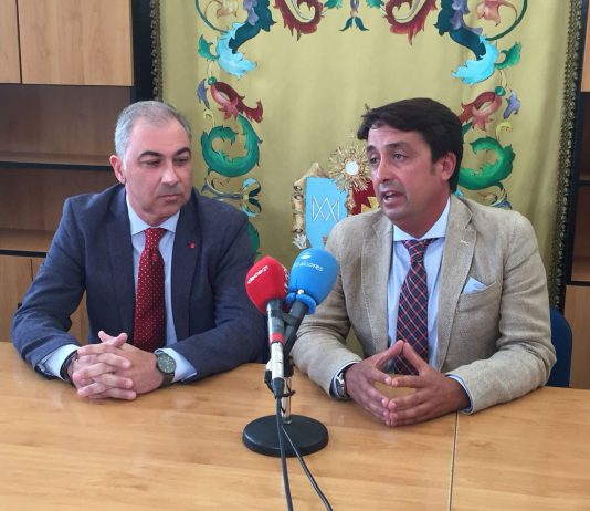 Joaquín Algaba, nuevo Hermano Mayor de Vera Cruz y Rosario