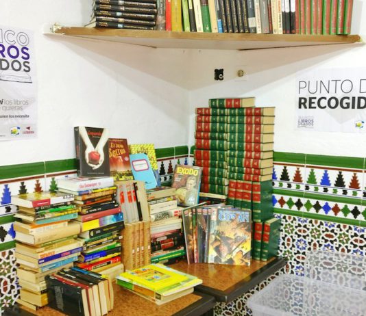 Más de 200 ejemplares suma el banco de libros usados de IU
