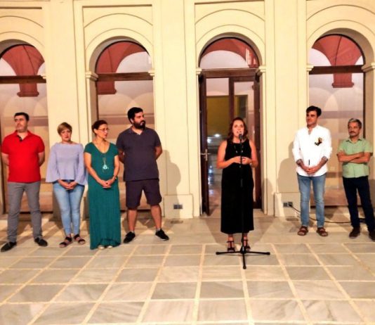 Cultura inaugura una exposición con 132 trabajos de pintura y modelado