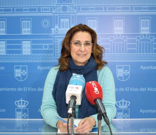 La delegación de Desarrollo organiza una charla sobre la seguridad en el uso de la telefonía e Internet