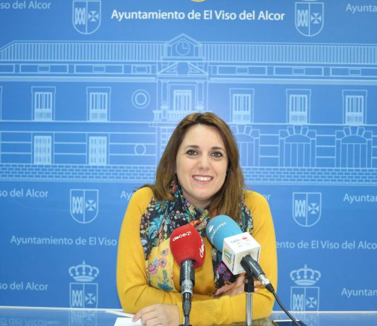 Homenajes a alcaldes y concejales en el 40 aniversario de democracia en los ayuntamientos