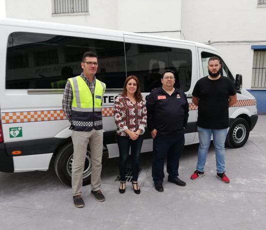 Una antigua ambulancia se convierte en el nuevo vehículo de Protección Civil