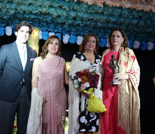 Almudena Tarancón da la bienvenida a las fiestas con una alegoría a la primavera