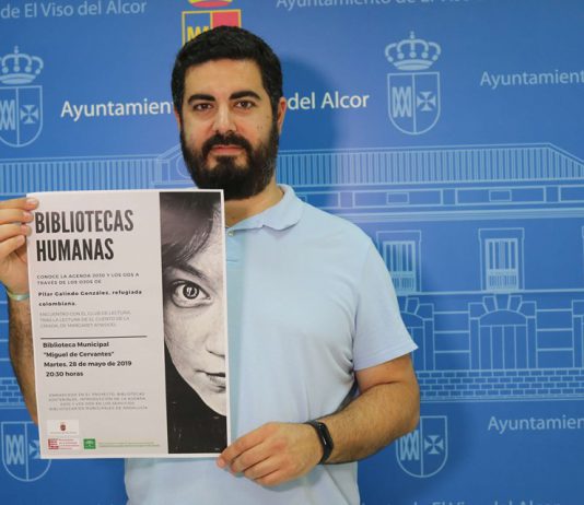 Encuentro con la refugiada colombiana Pilar Galindo en la biblioteca municipal