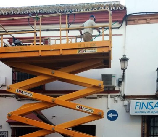Ayuntamiento y Graphenstone colaboran en el pintado de la residencia San Pedro Nolasco