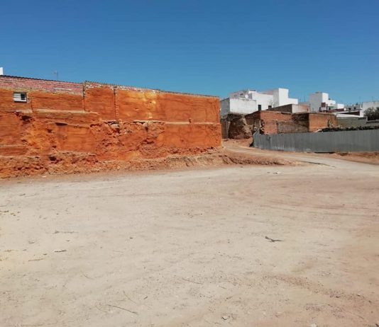 El Ayuntamiento adecenta el parking de calle Corredera