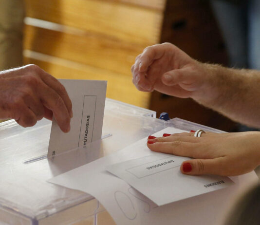 Pleno extraordinario del sorteo de mesas para las elecciones del 10N
