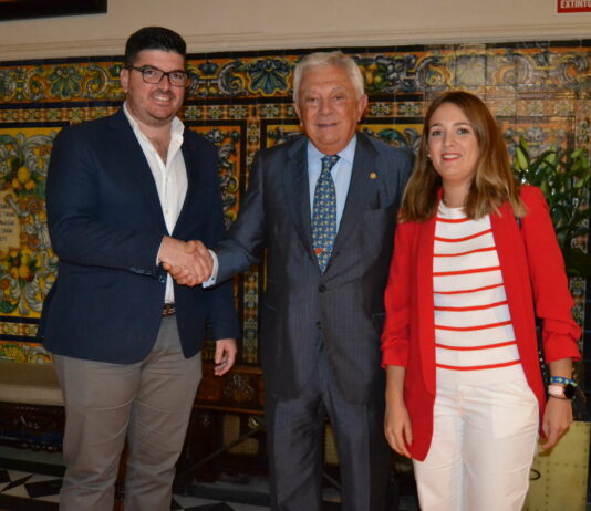 Convenio entre la Cámara de Comercio y el Ayuntamiento para mejorar la competitividad empresarial