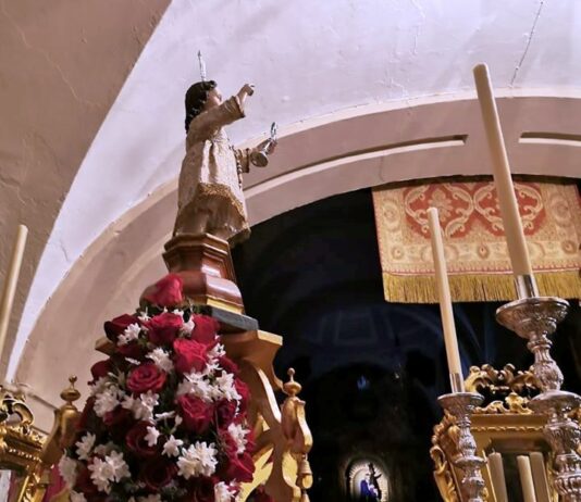 La lluvia impidió la procesión del Dulce Nombre de Jesús