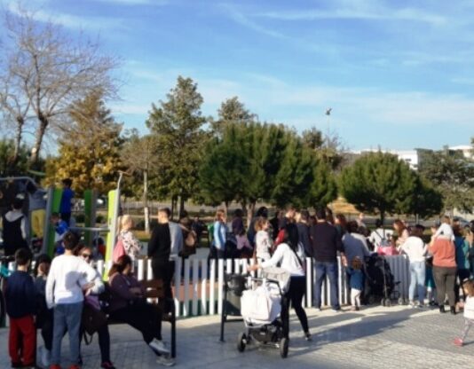 El Ayuntamiento procede a la reapertura de siete zonas infantiles