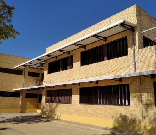 El alumnado de 3 años y de sexto de primaria del CEIP Juan Carlos I no comenzará el curso escolar este jueves