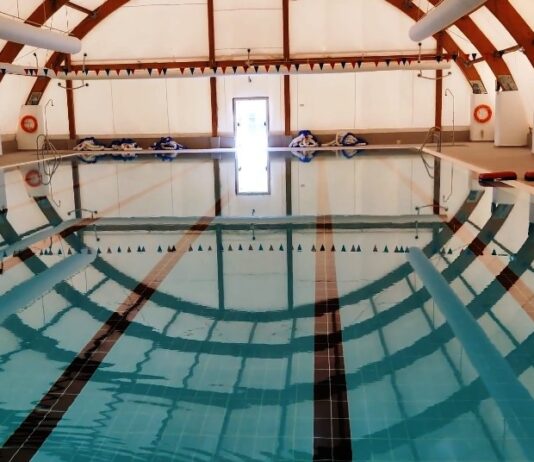 El Ayuntamiento sí abrirá la piscina de invierno a partir del 13 de octubre