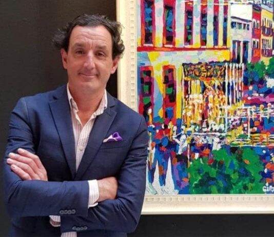 El artista sevillano José Cerezal, cartelista de las Fiestas Patronales de 2021