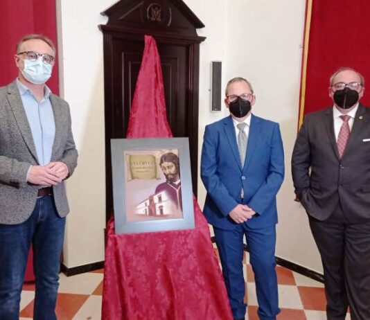 Presentado el cartel del Vía Crucis del Consejo que preside el Señor Cautivo
