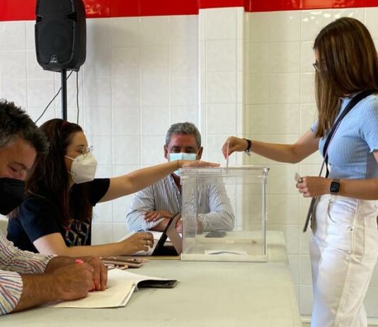 El PSOE visueño votó a favor de Juan Espadas, que será el candidato socialista a la Junta
