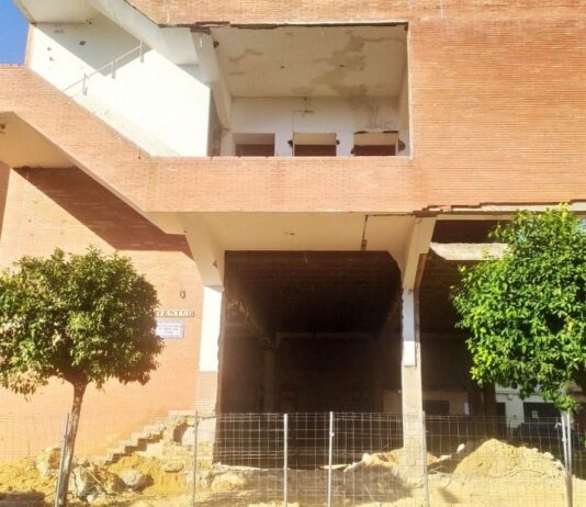 IU denuncia el “abandono” y la “dejadez” del PSOE en las obras de la Casa de la Cultura