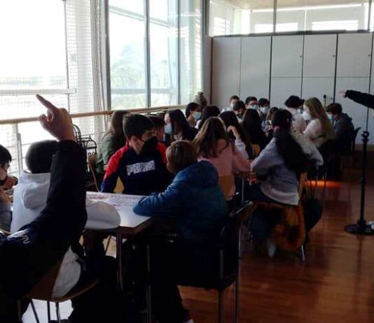 Las AMPAS solicitan que se entre tarde en clase el 3 de diciembre como protesta ante “el abandono” del alumnado “más vulnerable”