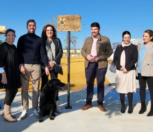Inaugurado el parque canino de El Viso, que toma el nombre de ‘Ajax’
