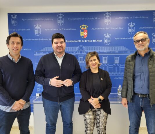 Esta vez sí, Pepe García y Ángel Calabuig pondrán «luz y voz» a las Fiestas de la Santa Cruz