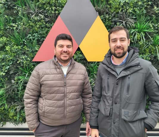 La chirigota del Bizcocho y una antología de Los Carapapa actuarán en la plaza de abastos
