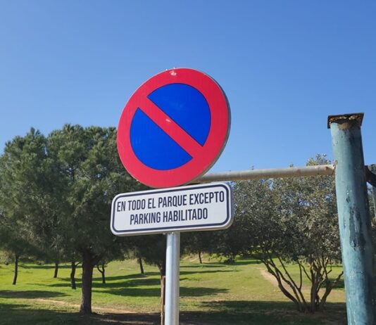 Queda prohibido el acceso de vehículos al Parque de la Muela