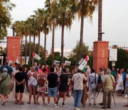 Solano y Alfarha se concentran en el Parque de la Constitución por un Sahara “libre y sin represión”
