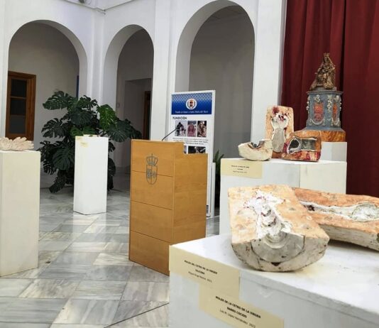 Inaugurada la exposición sobre el monumento a Santa María del Alcor