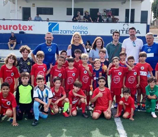 Amigos de El Viso hace la entrega del ‘Euro Solidario’ a la escuela Comarca Los Alcores