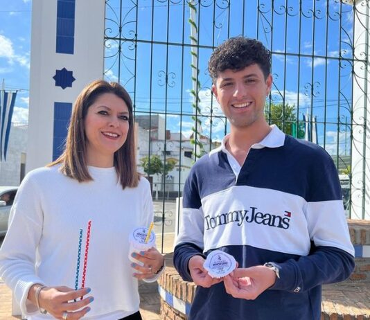 El Ayuntamiento ofrecerá mil cubre vasos en las Fiestas de la Santa Cruz