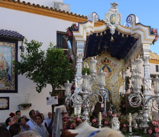 Solano aplaude la entrada “sin estruendos” de la Hermandad del Rocío de El Viso